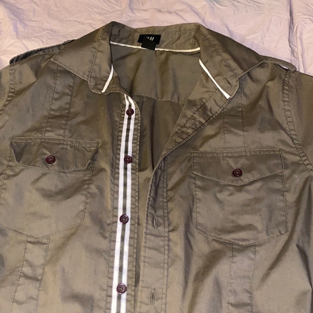 Men’s dark green h&m short sleeved button down